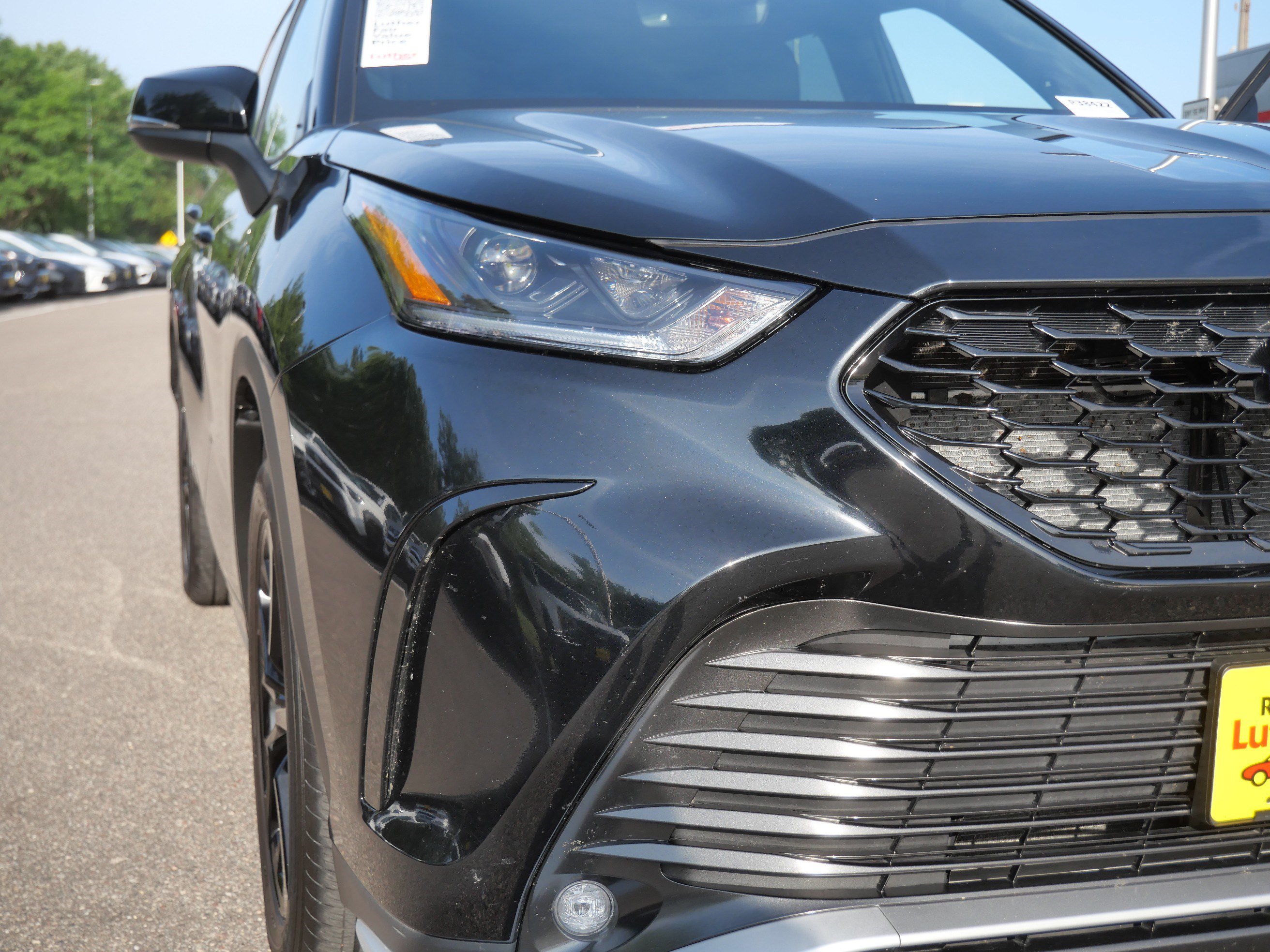 Certified 2025 Toyota Highlander XSE AWD/4WD image 17