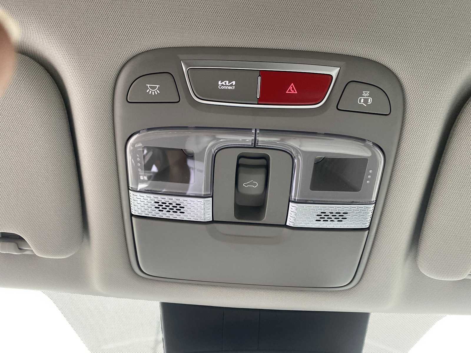 Used 2025 Kia Telluride EX w/ EX Captain's Chair Package FWD image 23