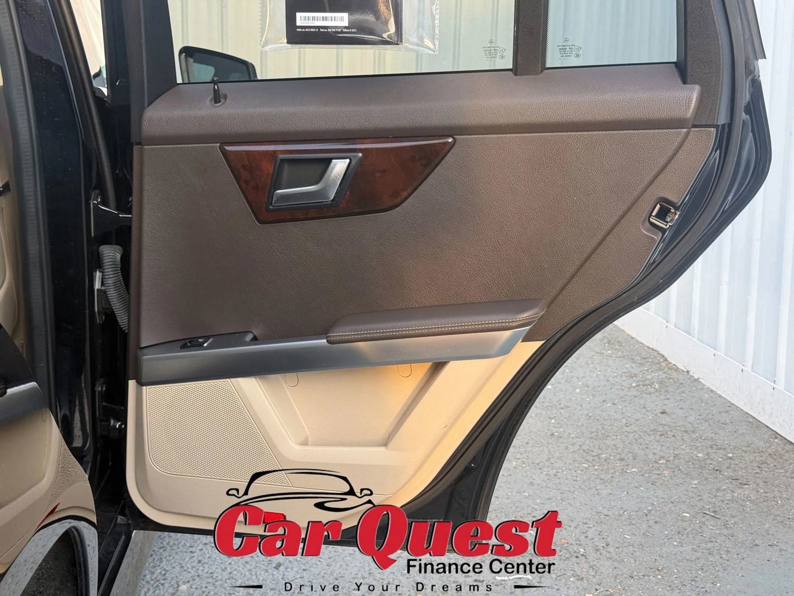 Used 2015 Mercedes-Benz GLK 350 4MATIC image 17