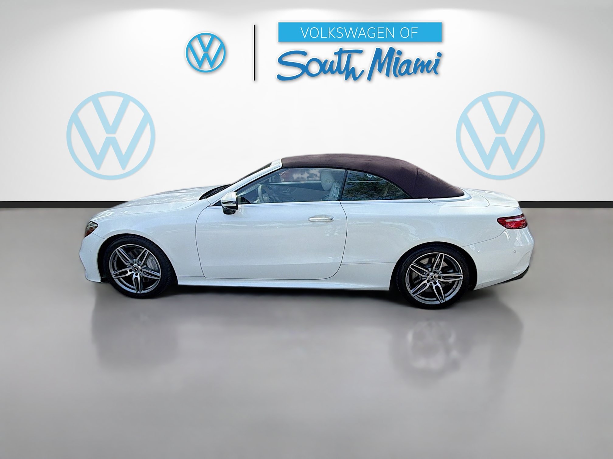 Used 2019 Mercedes-Benz E 450 Cabriolet image 4