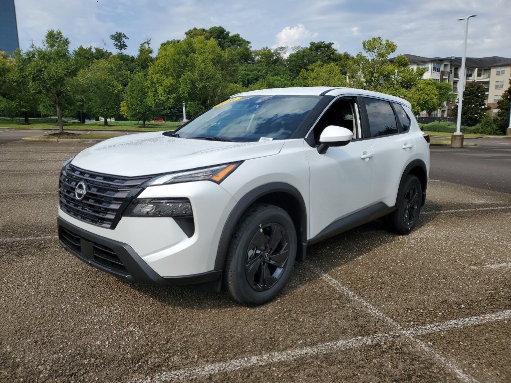 New 2026 Nissan Rogue SV AWD/4WD image 2