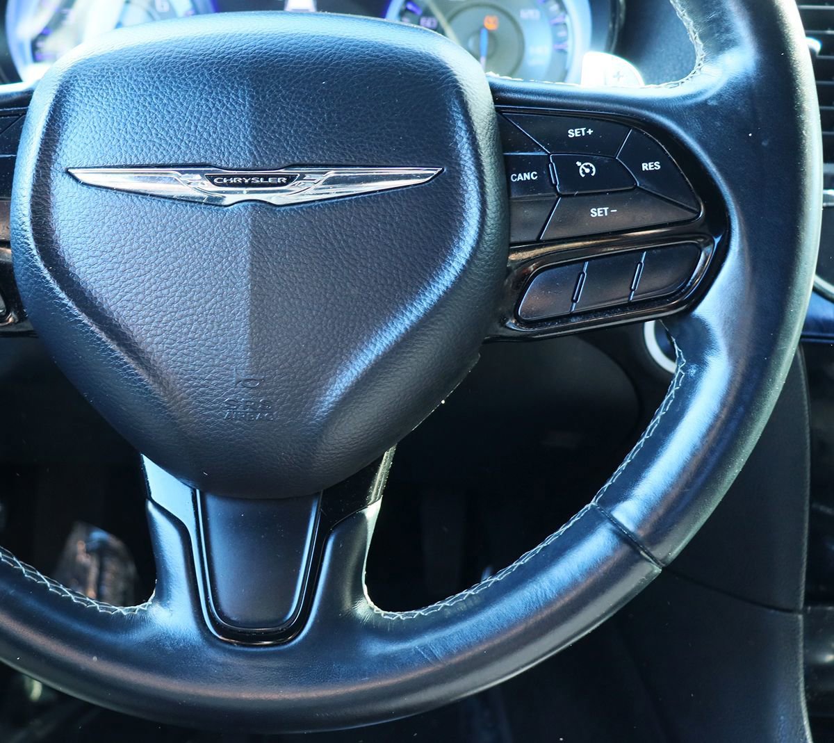 Used 2018 Chrysler 300 S image 53