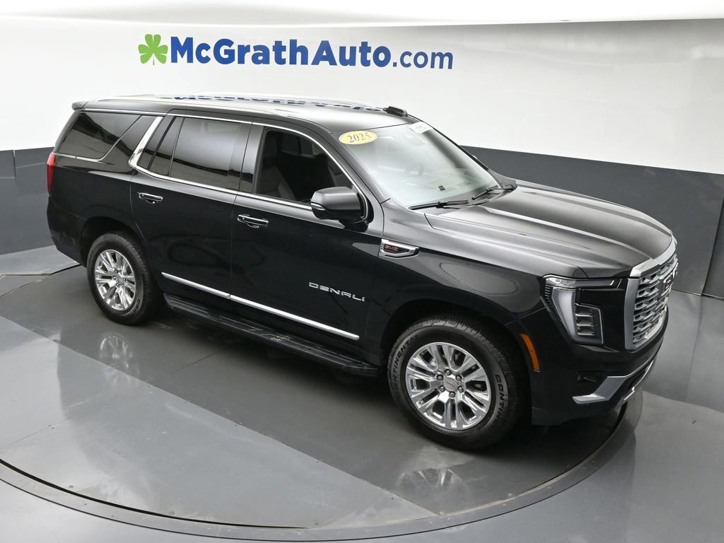 Used 2025 GMC Yukon Denali w/ LPO, Floor Liner Package image 3