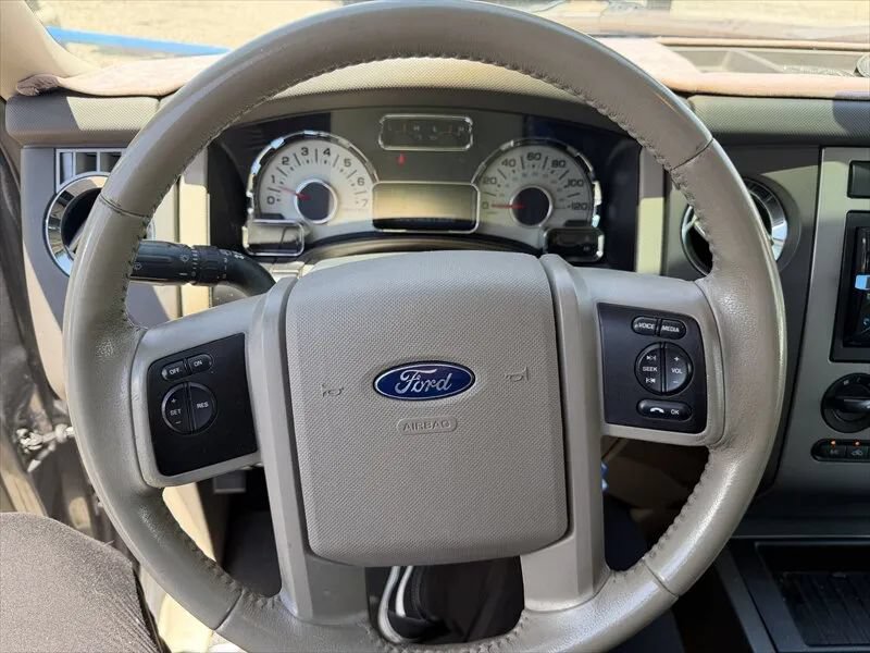 Used 2011 Ford Expedition EL XLT RWD image 29