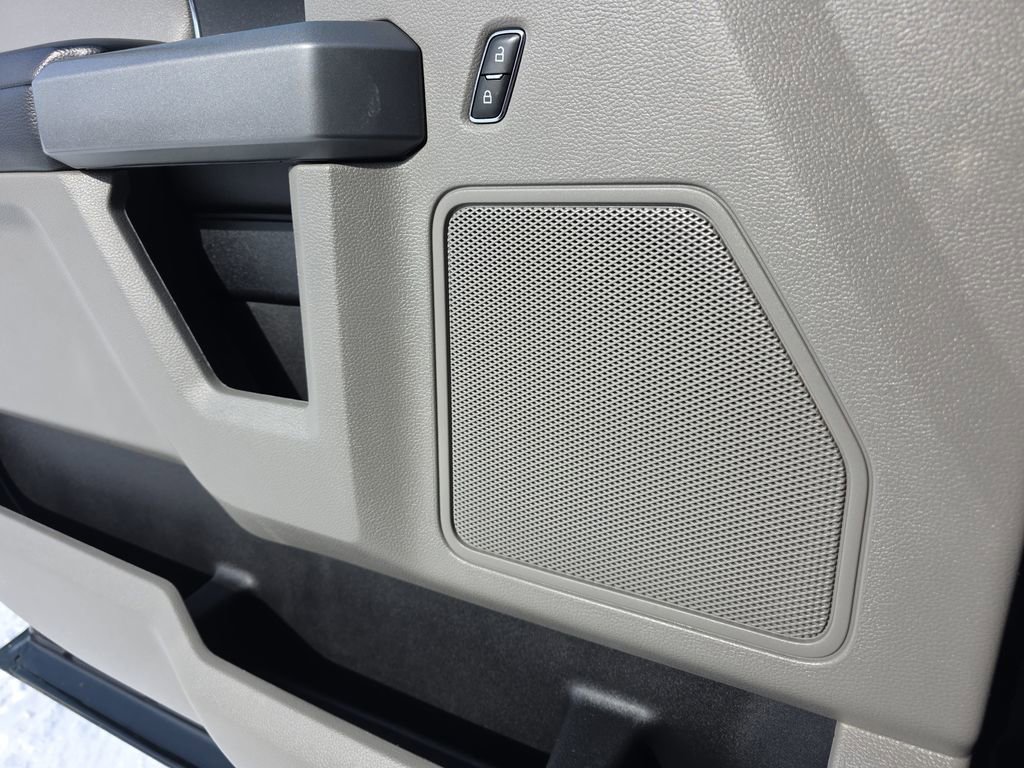 Used 2018 Ford F150 XLT w/ Trailer Tow Package image 26