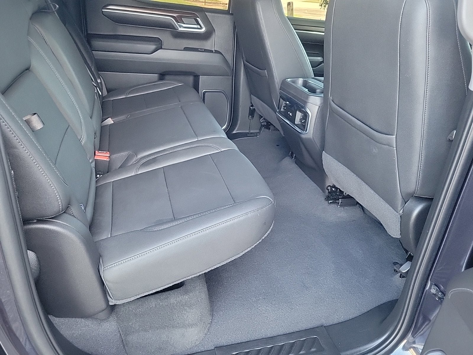 Certified 2022 GMC Sierra 1500 SLT w/ SLT Premium Package RWD image 15