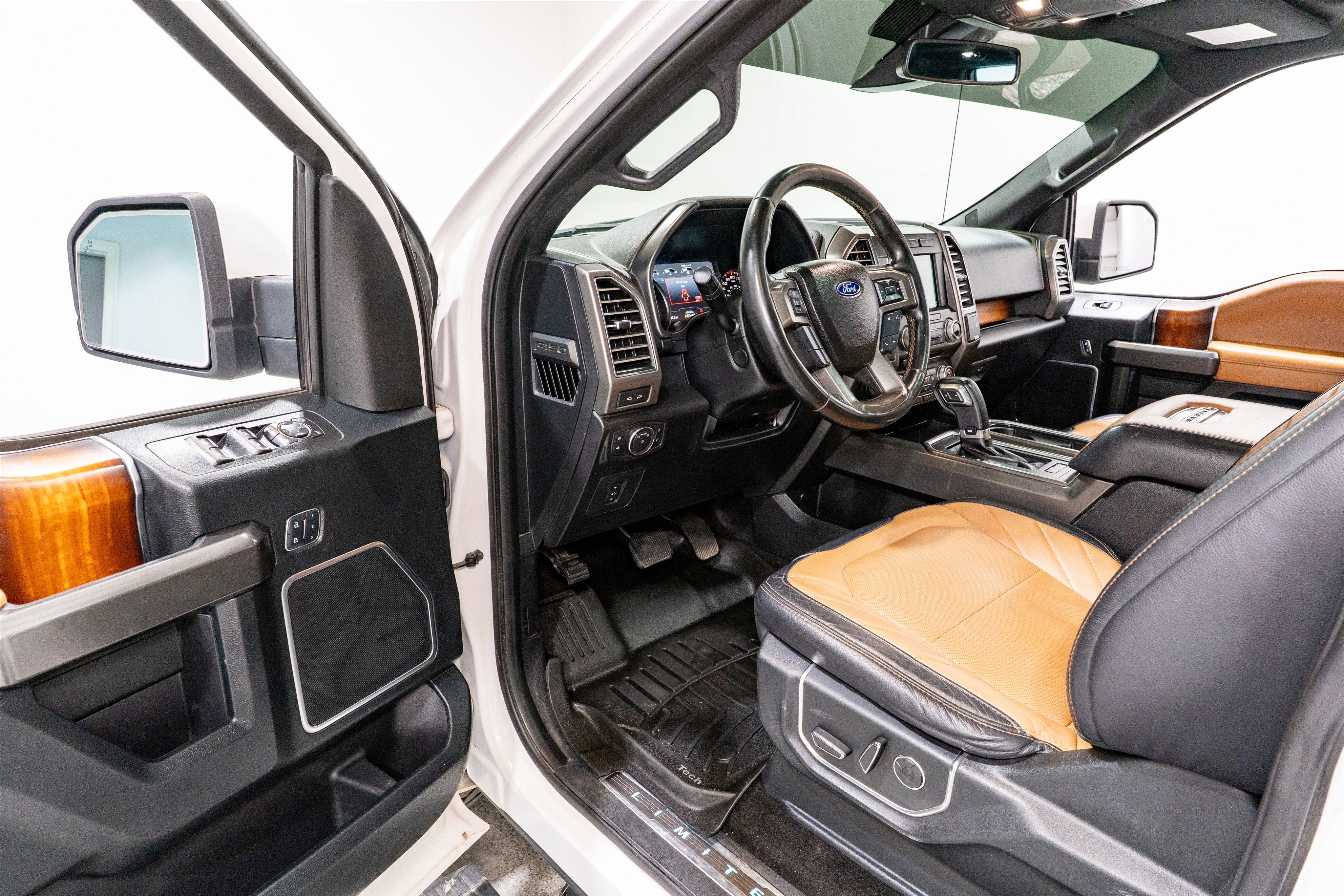 Used 2017 Ford F150 Limited AWD/4WD image 15