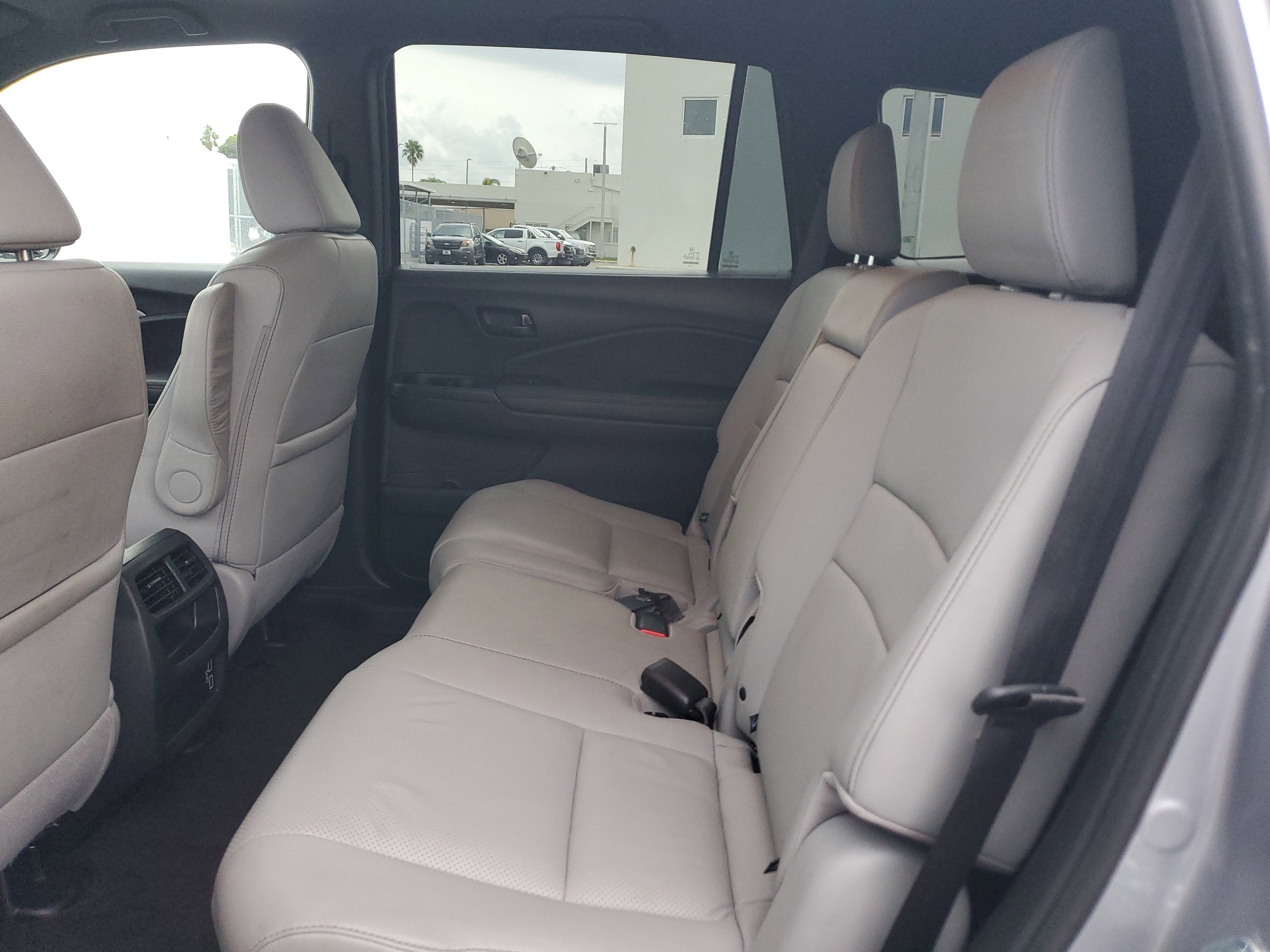 Used 2023 Honda Passport EX-L image 14