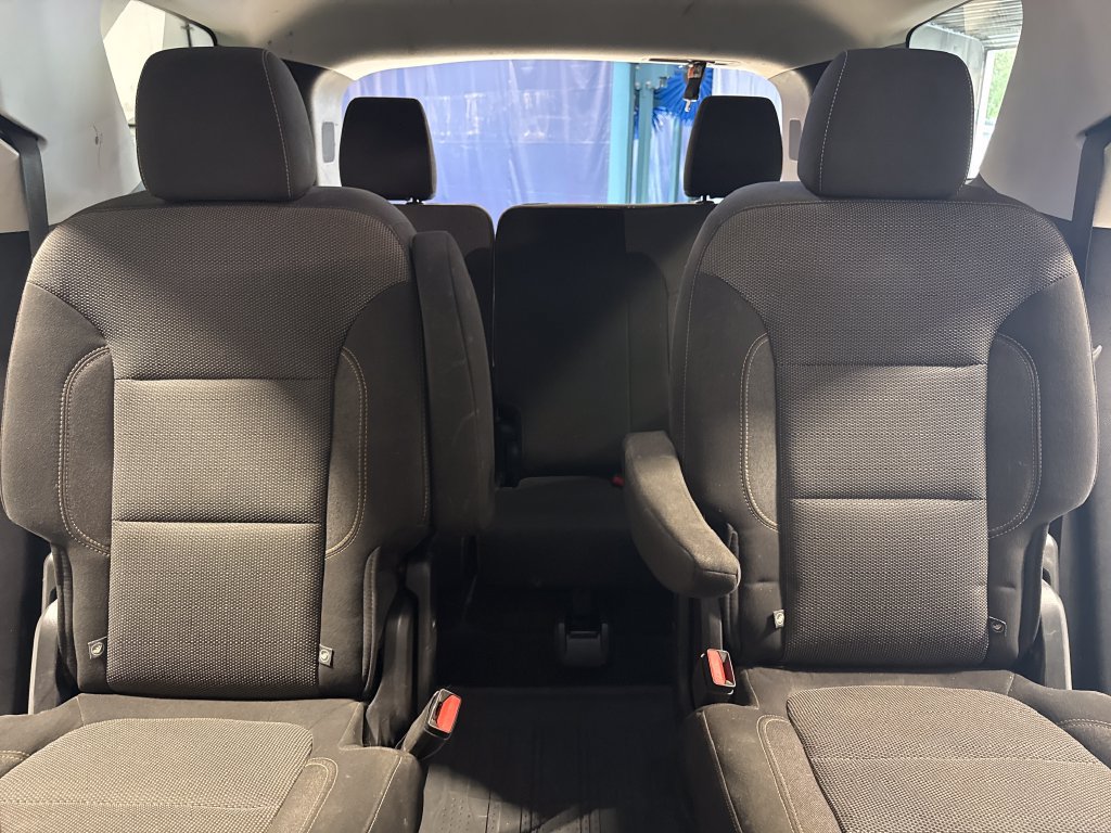 Used 2021 Chevrolet Traverse LT AWD/4WD image 37