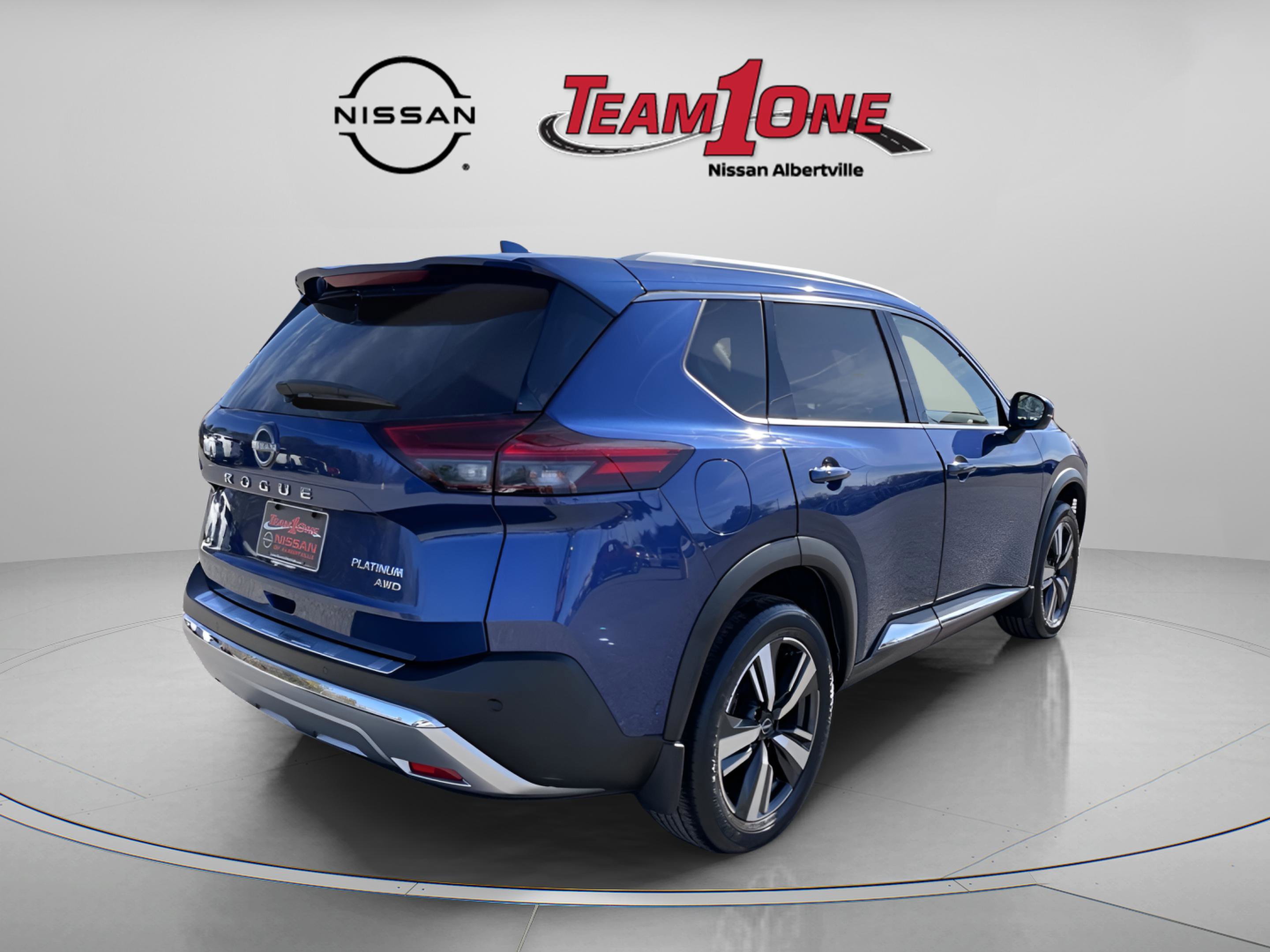 Used 2023 Nissan Rogue Platinum w/ Platinum Premium Package image 8