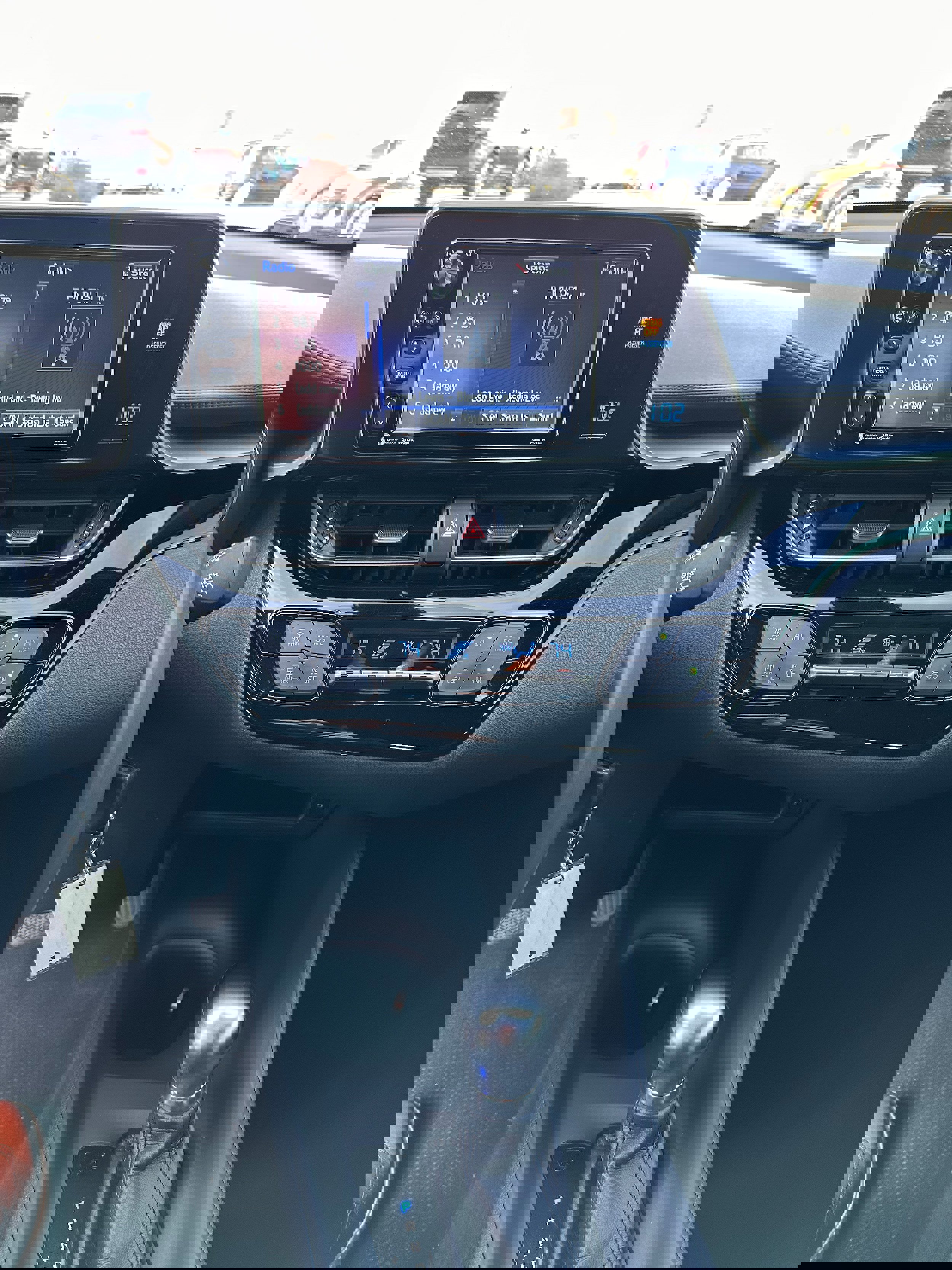 Used 2018 Toyota C-HR image 15