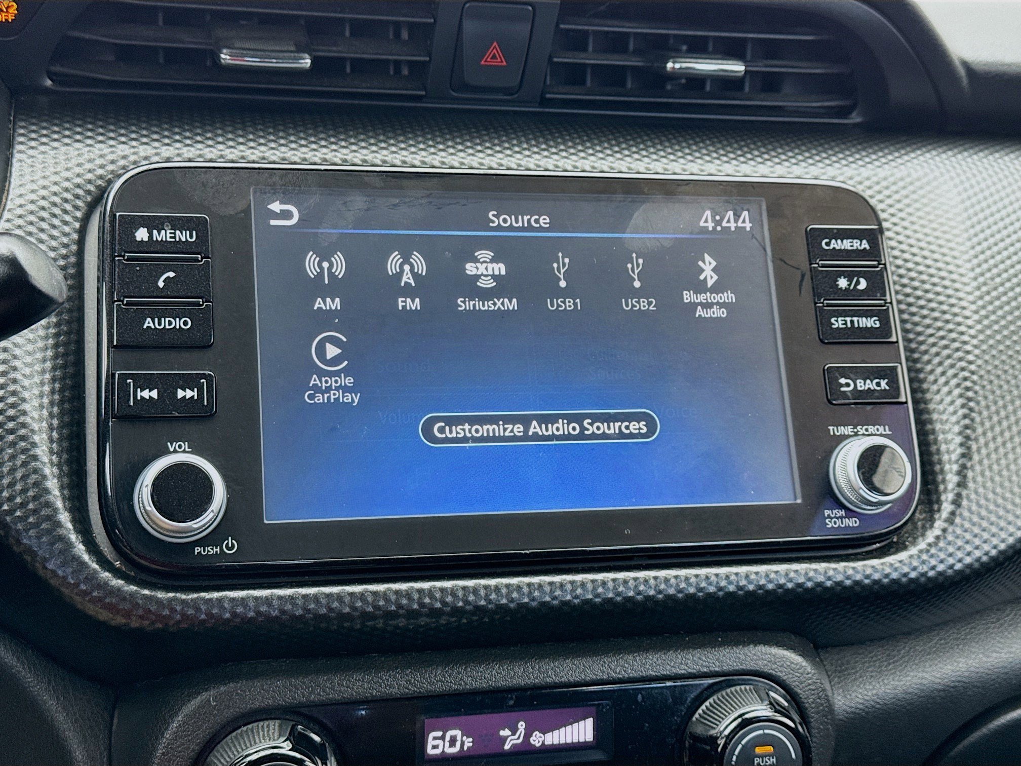 Used 2022 Nissan Kicks SV image 11