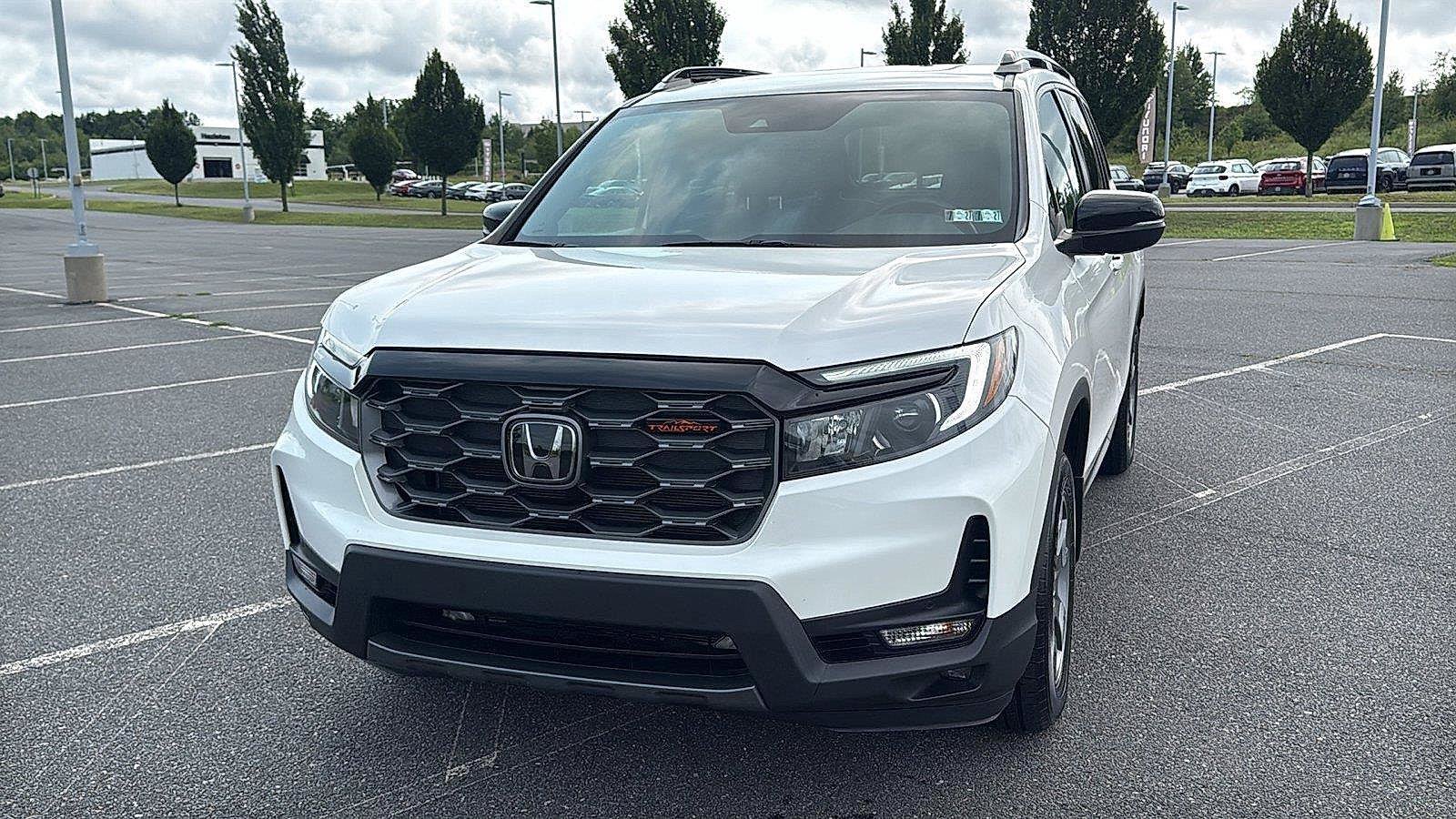Used 2023 Honda Passport TrailSport image 14