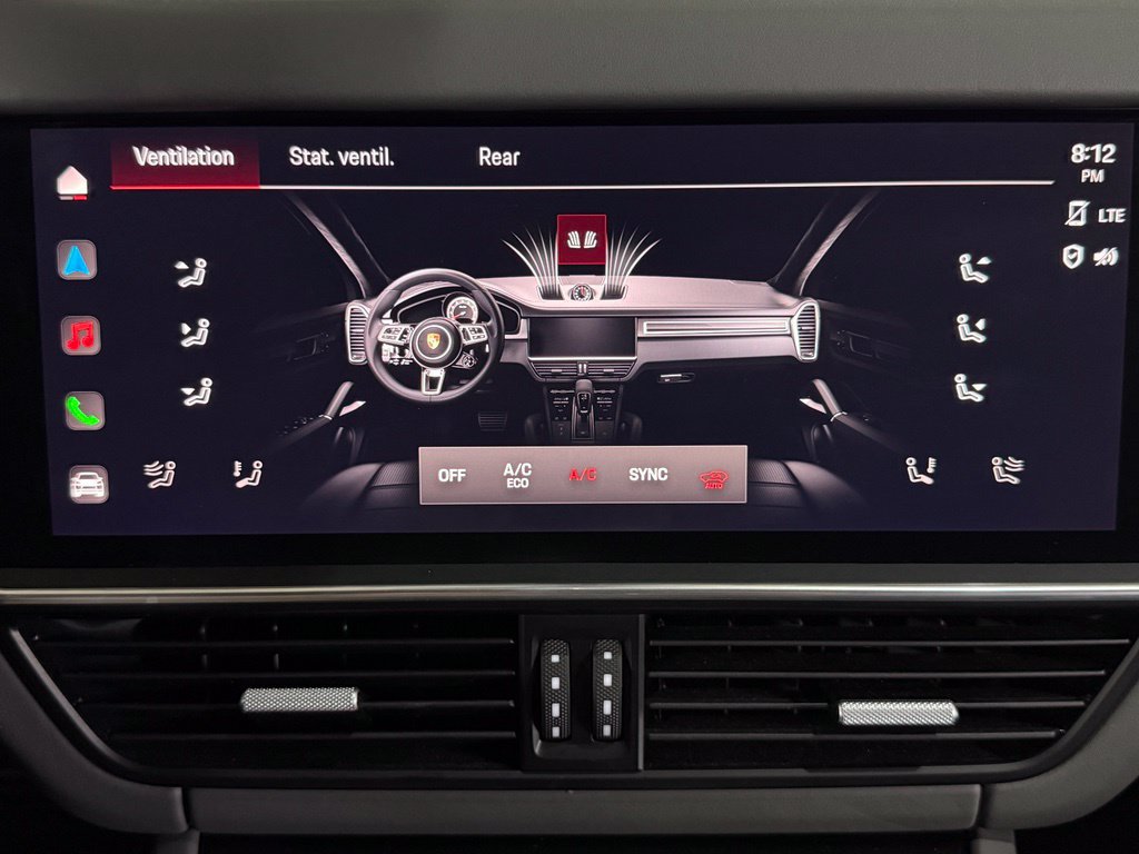 Used 2022 Porsche Cayenne GTS AWD/4WD image 42