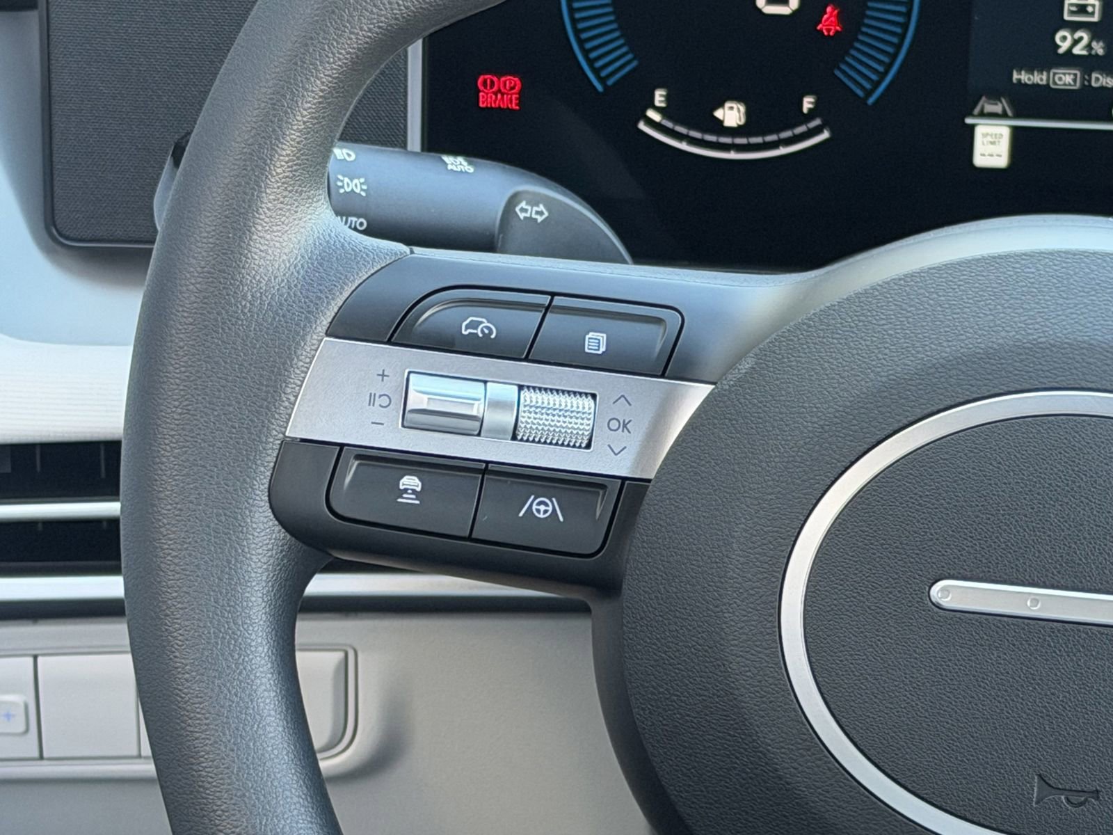 New 2026 Hyundai Tucson SE image 13