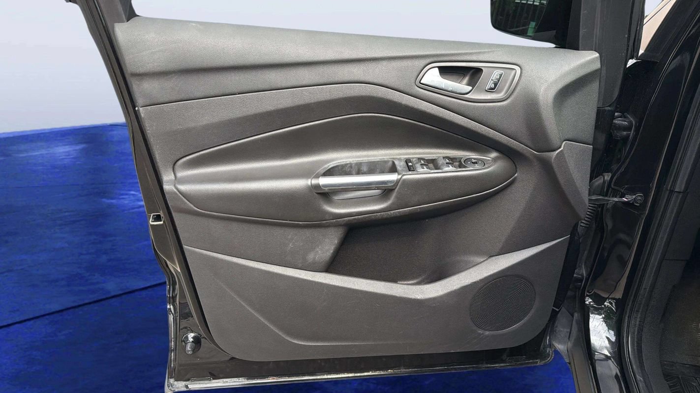 Used 2014 Ford Escape SE FWD image 14