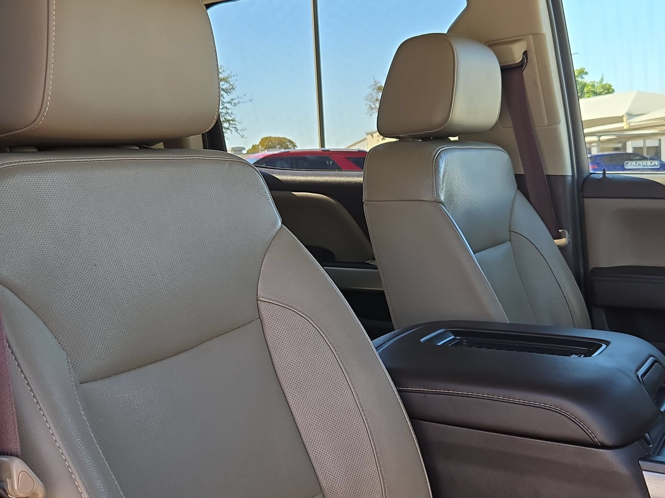 Used 2018 Chevrolet Silverado 2500 LTZ w/ Vortec Plus Package AWD/4WD image 29