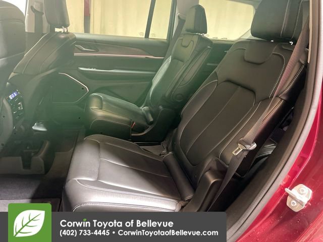 Used 2022 Jeep Grand Cherokee L Limited image 23