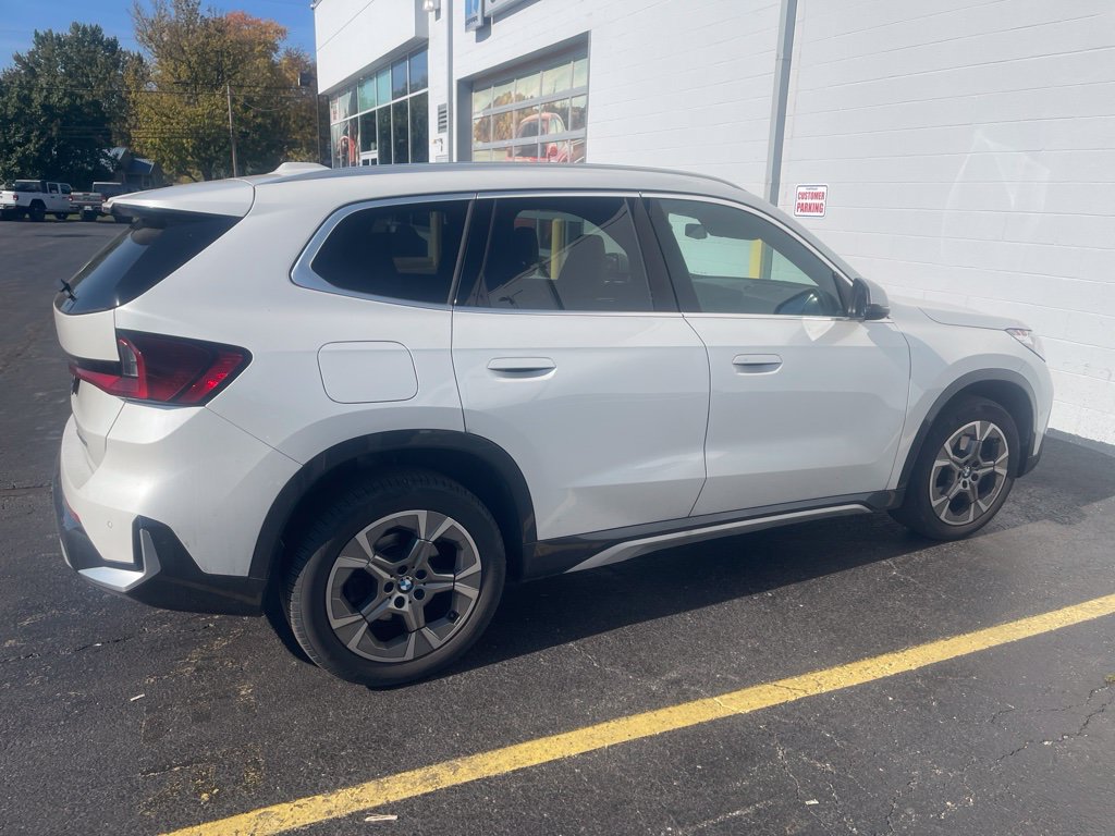 Used 2023 BMW X1 xDrive28i w/ Convenience Package AWD/4WD image 6