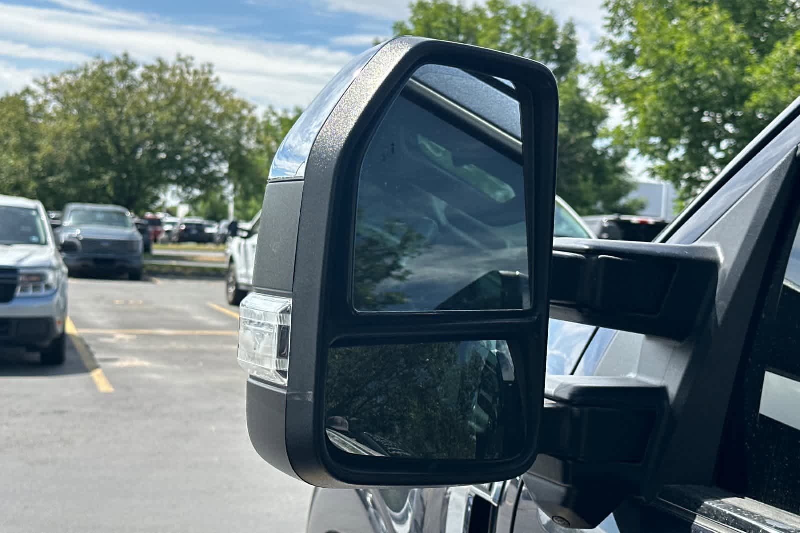 Used 2022 Ford F150 Platinum w/ Equipment Group 701A High AWD/4WD image 8