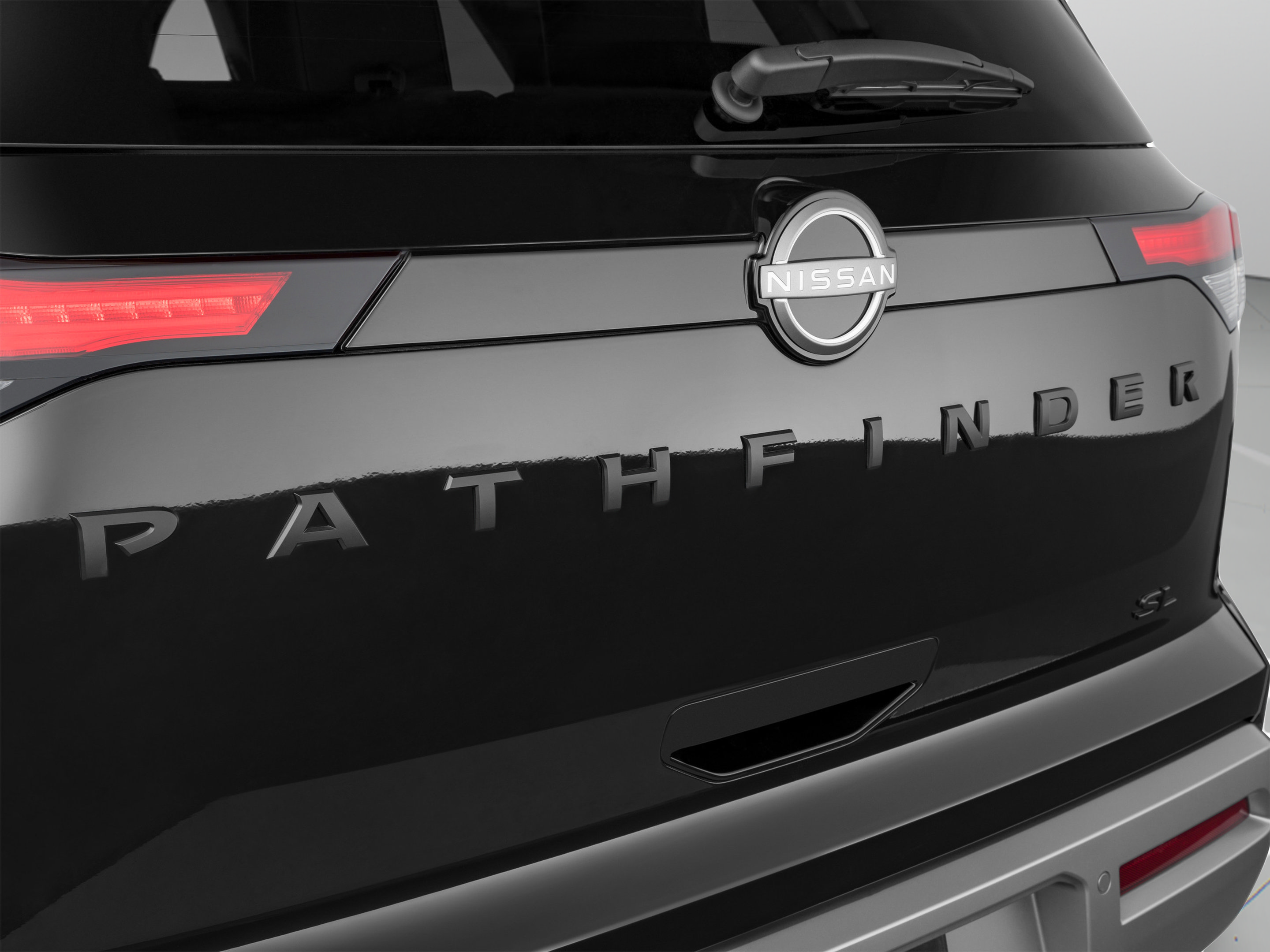 Used 2024 Nissan Pathfinder Platinum FWD image 61