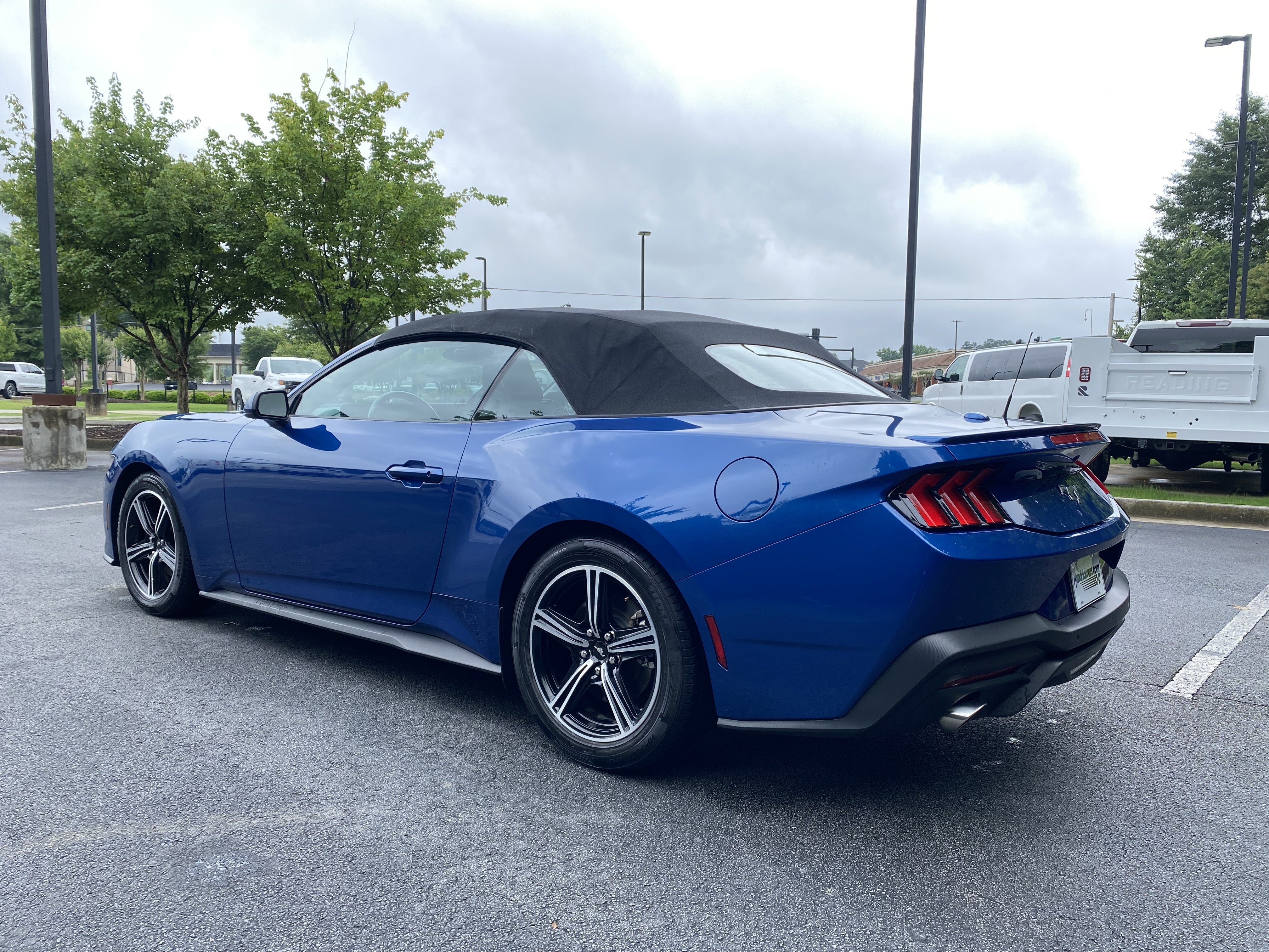Used 2024 Ford Mustang Premium RWD image 7