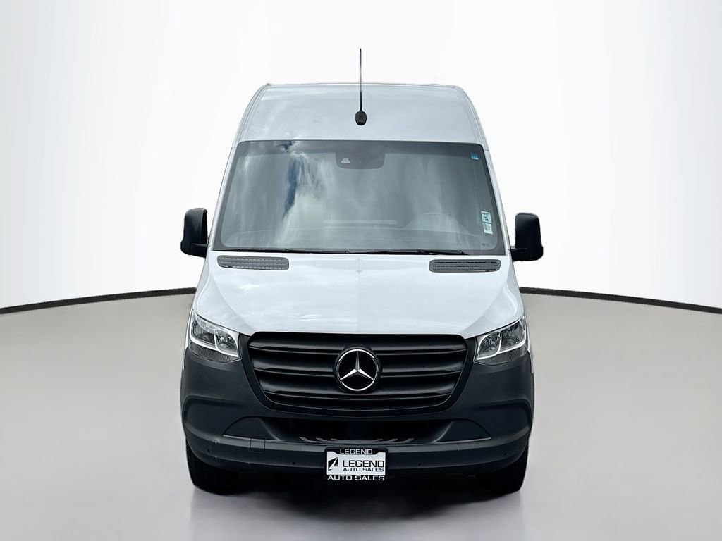 Used 2023 Mercedes-Benz Sprinter 2500 image 2