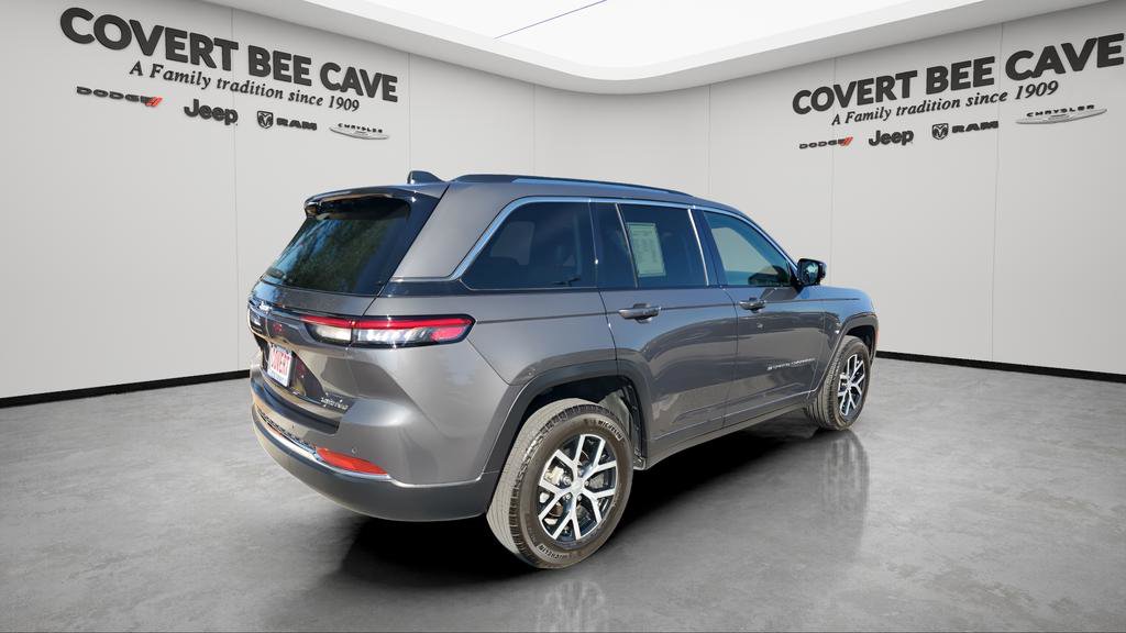 Used 2024 Jeep Grand Cherokee Limited image 9