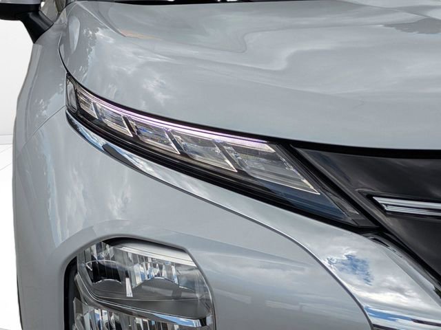New 2026 Mitsubishi Outlander SE FWD image 10