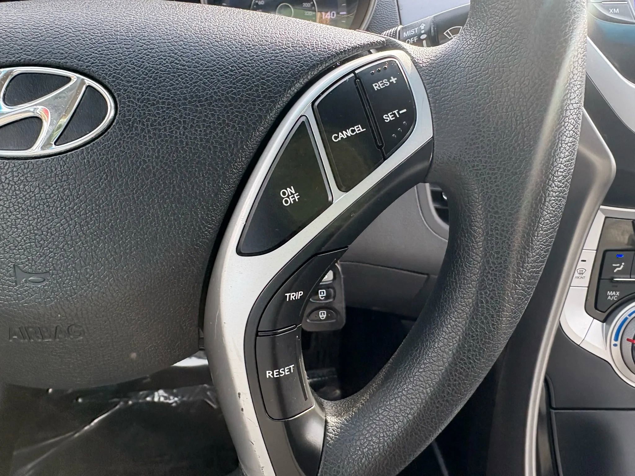 Used 2012 Hyundai Elantra GLS w/ Preferred Pkg 3 image 18