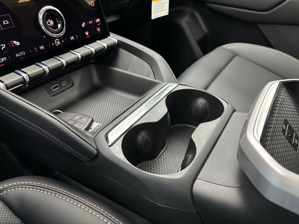 New 2026 GMC Terrain Elevation w/ Elevation Premium Package image 29