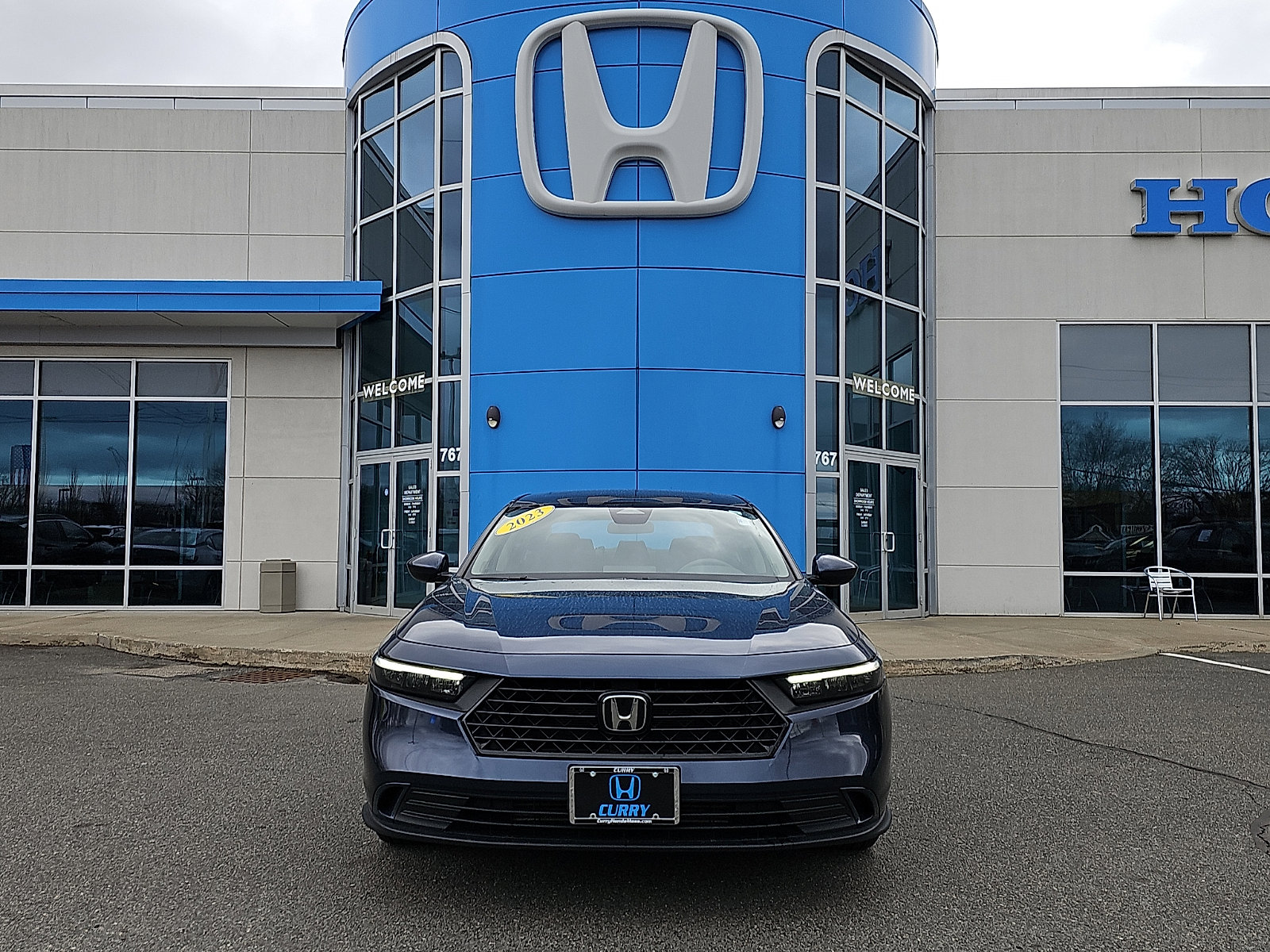 Used 2023 Honda Accord EX image 2