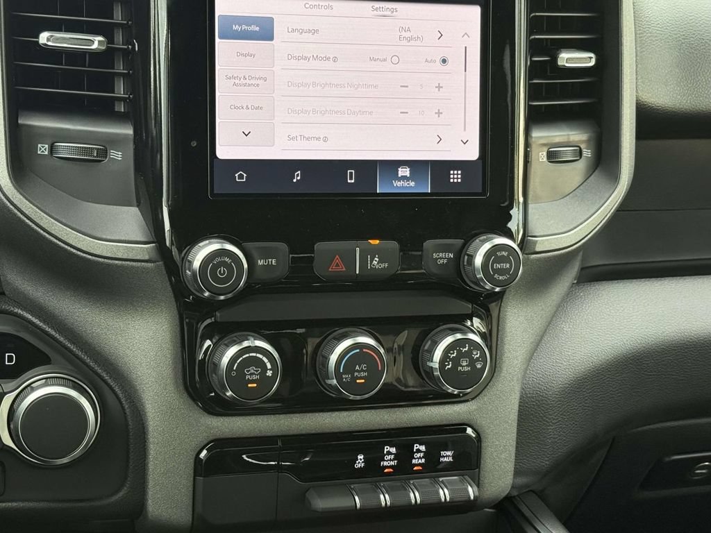New 2027 RAM 1500 Express AWD/4WD image 20