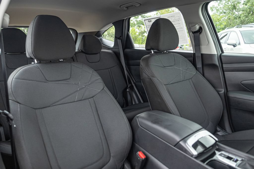 Certified 2026 Hyundai Tucson SE FWD image 34