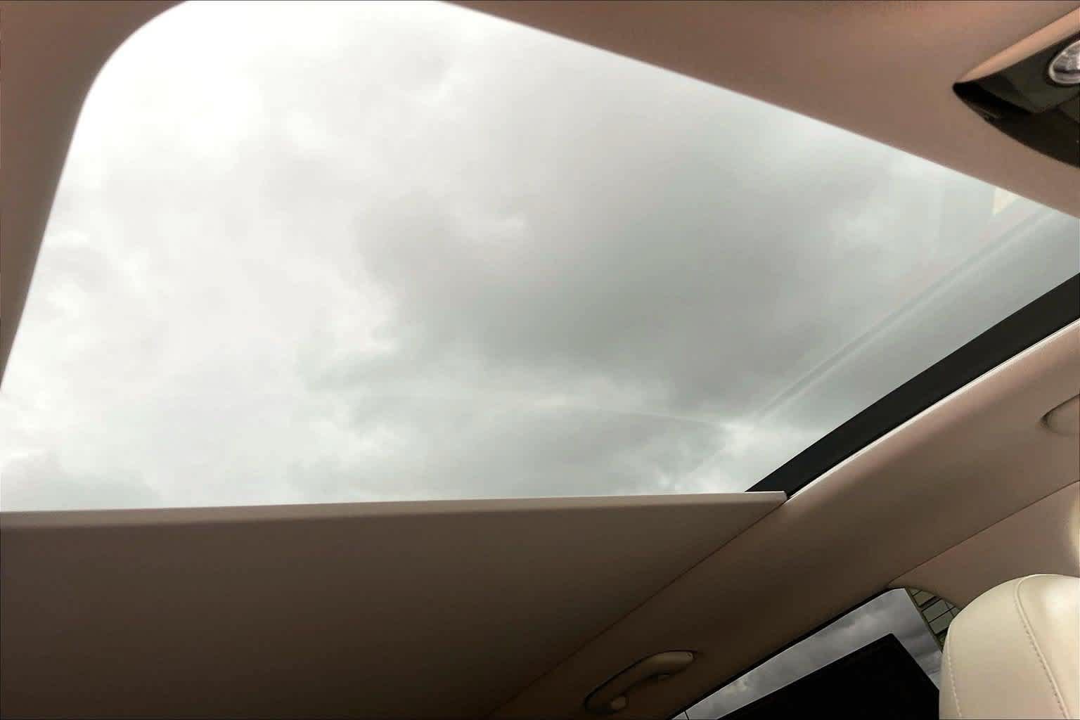 Certified 2022 Kia Sorento SX FWD image 28