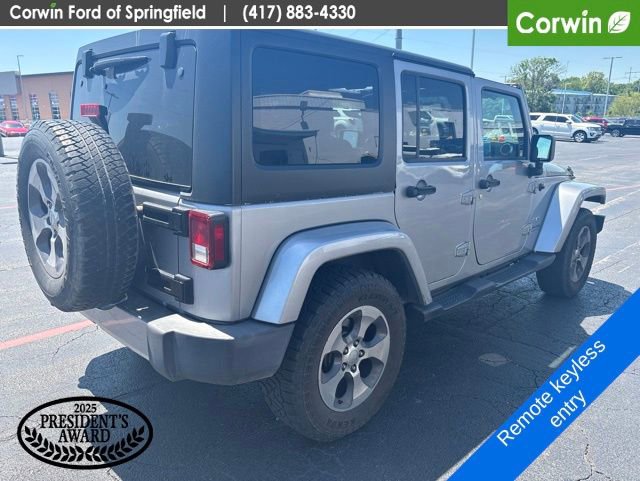 Used 2018 Jeep Wrangler Unlimited Sahara w/ Connectivity Group AWD/4WD image 6