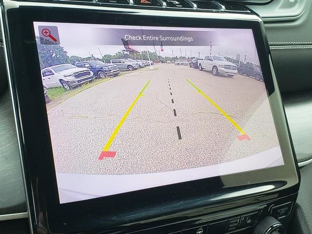 Used 2023 Jeep Grand Cherokee L Limited AWD/4WD image 25