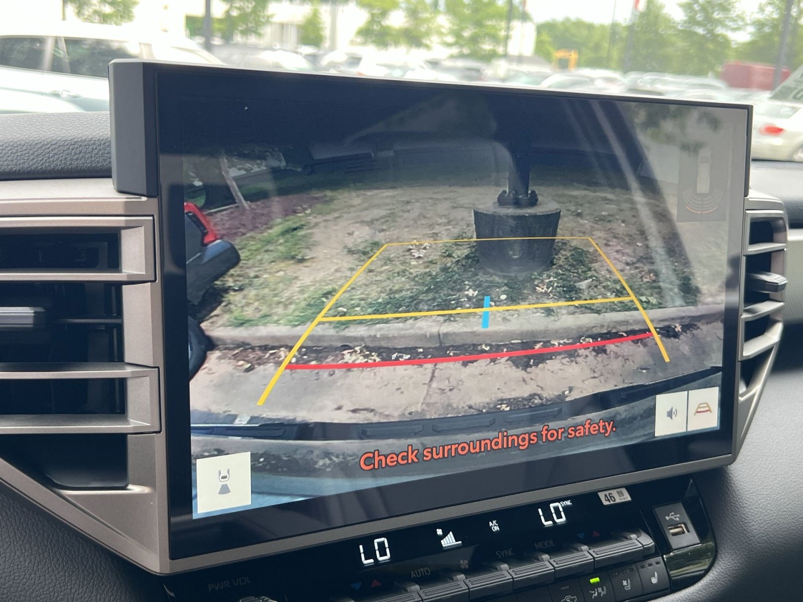 New 2026 Toyota Tundra Limited AWD/4WD image 14