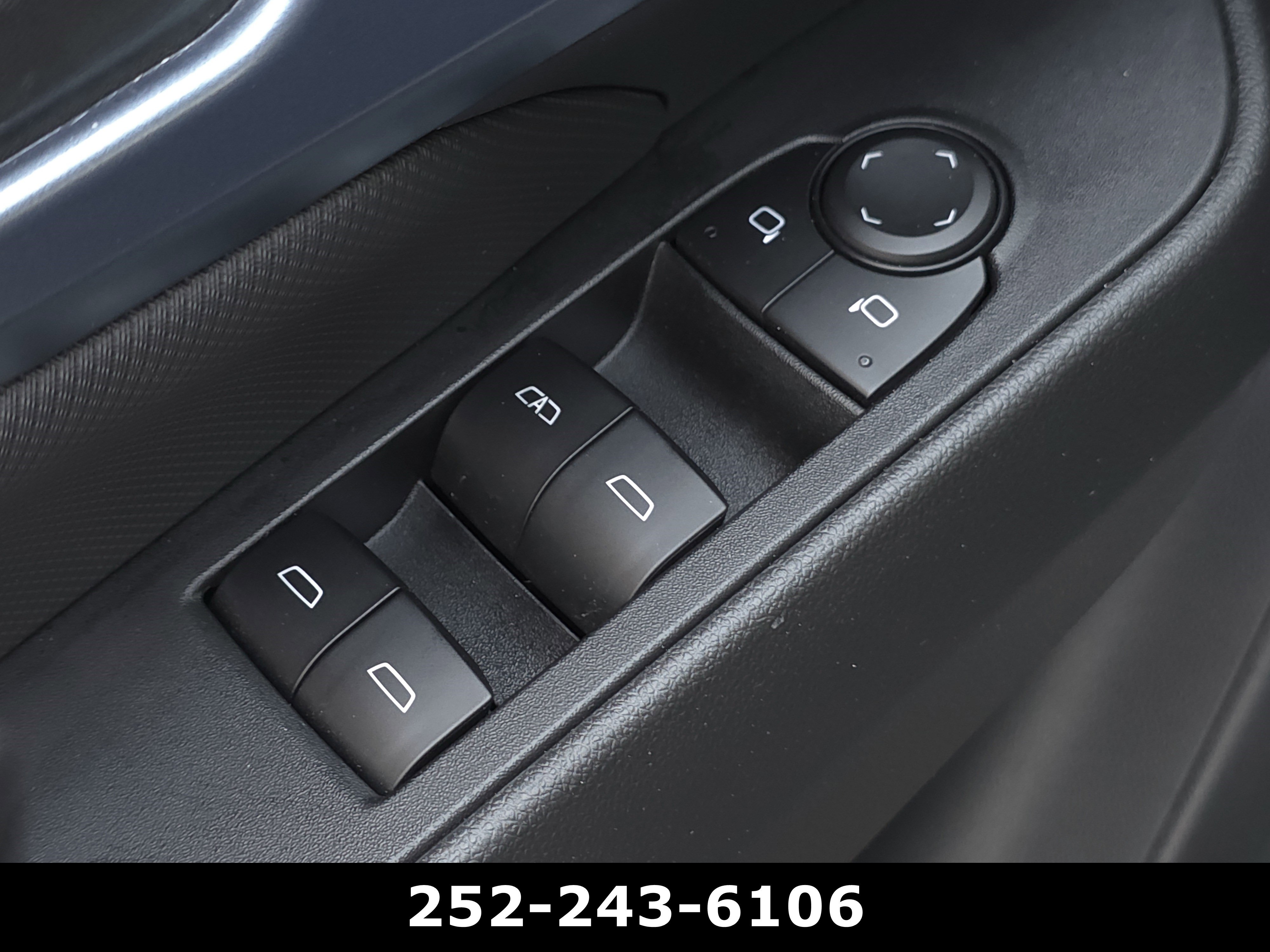 Used 2025 Chevrolet Equinox EV LT w/ Convenience Package FWD image 26