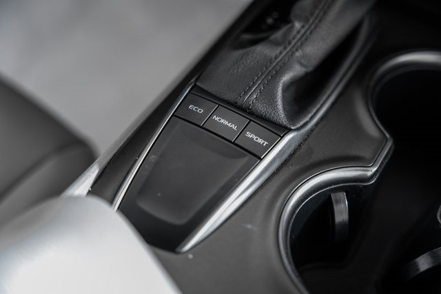 Used 2023 Toyota Camry SE image 21
