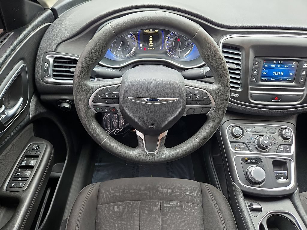 Used 2015 Chrysler 200 Limited FWD image 16