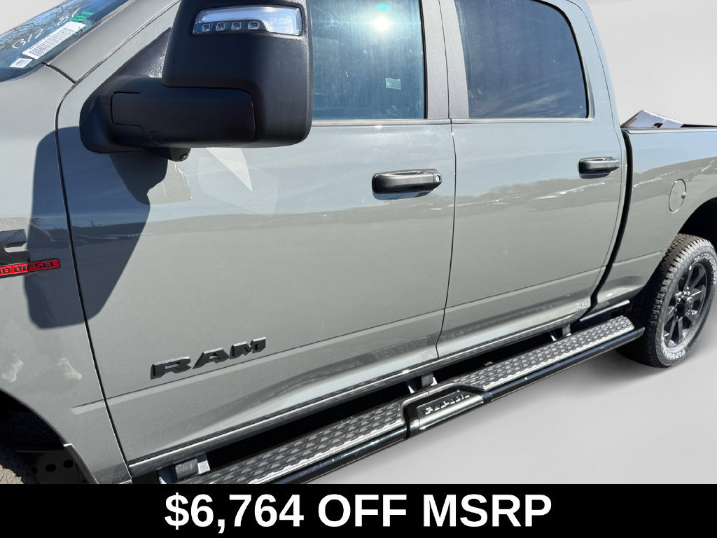 New 2026 RAM 3500 Big Horn AWD/4WD image 31
