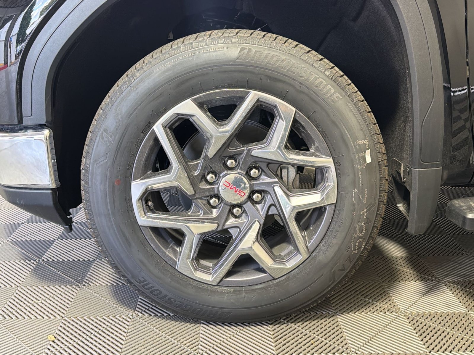 New 2026 GMC Sierra 1500 SLT w/ SLT Premium Package AWD/4WD image 12