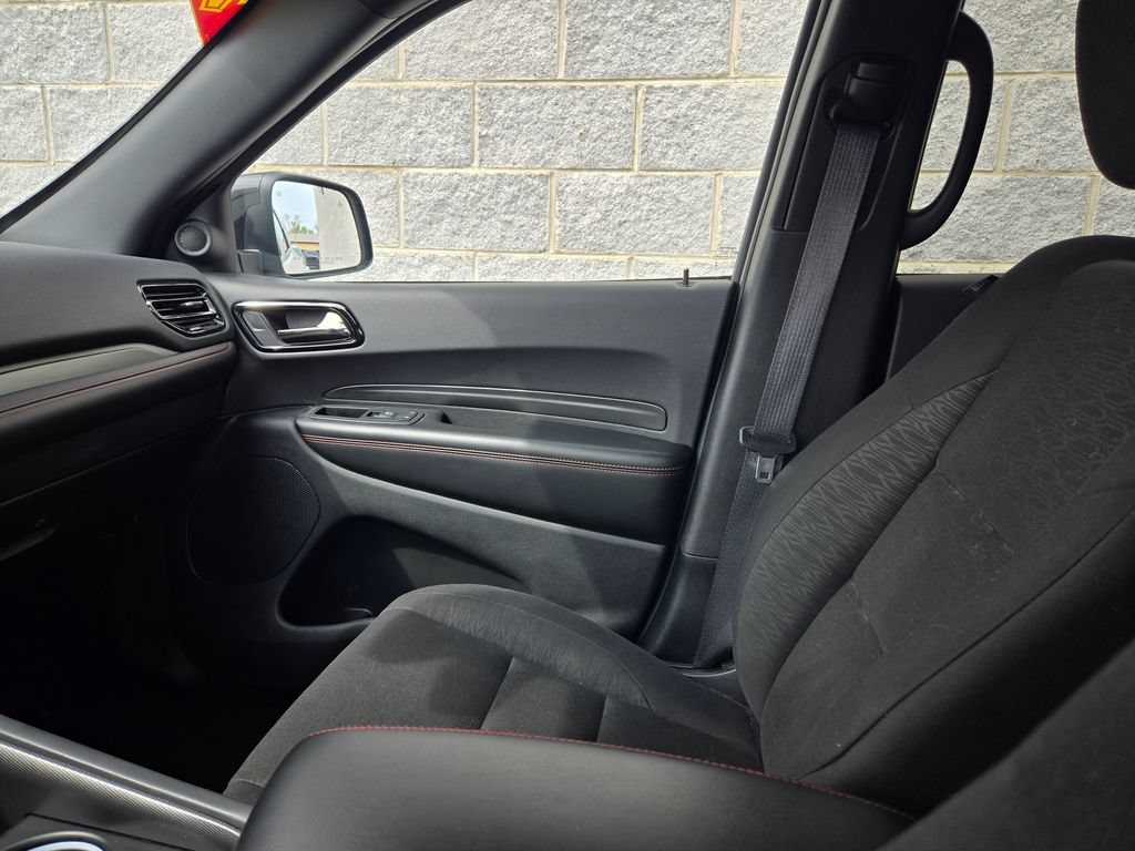 Used 2025 Dodge Durango GT AWD/4WD image 29