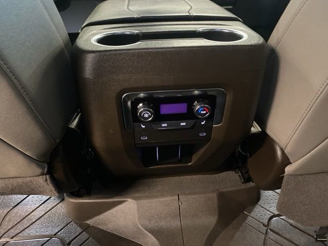 Certified 2025 Chevrolet Suburban LT w/ Comfort Package AWD/4WD image 27