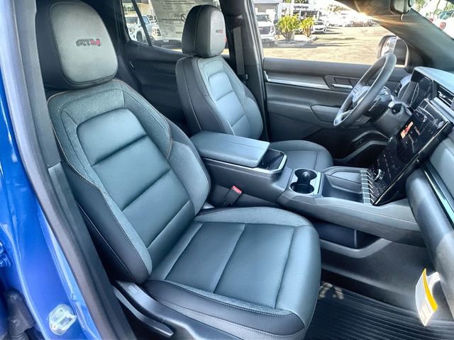 New 2026 GMC Terrain AT4 image 29