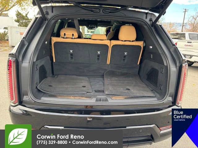 Used 2025 Cadillac Escalade IQ Luxury 2 image 44