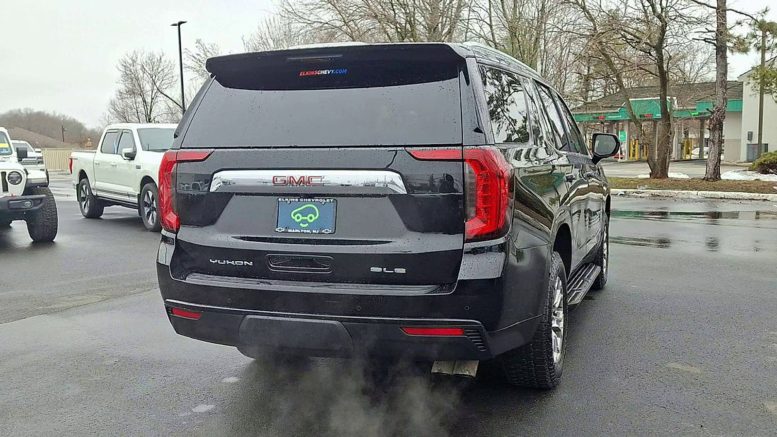 Certified 2022 GMC Yukon SLE w/ Gmc Pro Safety Plus Package image 2