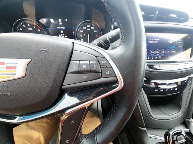 Used 2023 Cadillac XT5 Premium Luxury w/ Technology Package image 30