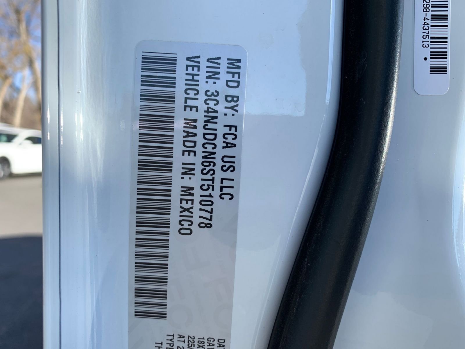 Used 2025 Jeep Compass Limited image 29